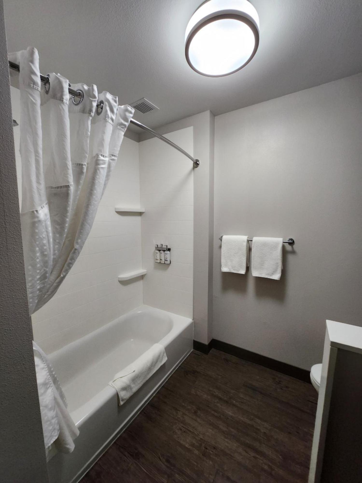 Holiday Inn Express & Suites - Camas By Ihg Exterior foto